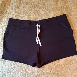 32 Degrees Black Athletic Shorts with Drawstring